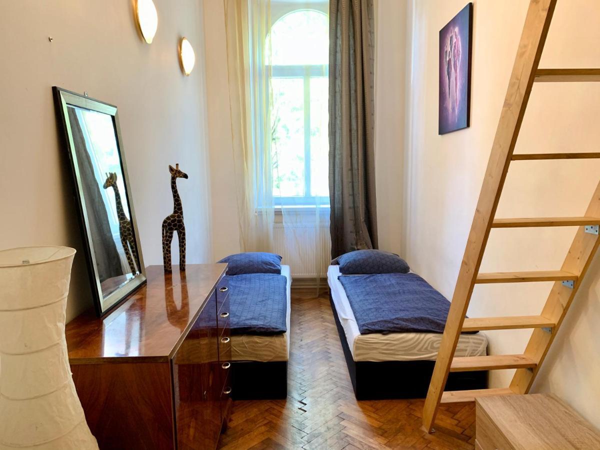 Raisa Apartments Lerchenfelder Guertel 30 เวียนนา ภายนอก รูปภาพ